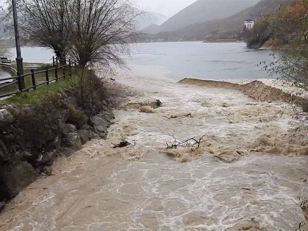 Il Lago di Scanno e il Fiume Tasso