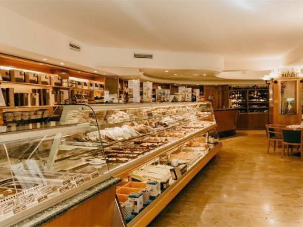 Oggi Rai Tre al Pan dell’Orso-Pasticceria Di Masso a Scanno