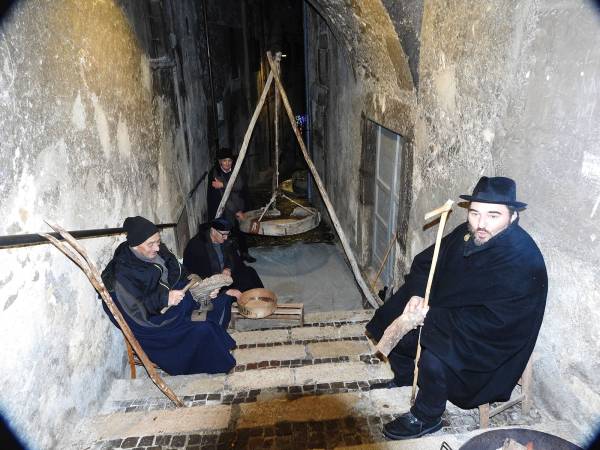 A SCANNO IERI SERA È ANDATO IN SCENA ALL'APERTO IL “PRESEPE NEL PRESEPE”