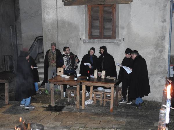 A SCANNO IERI SERA È ANDATO IN SCENA ALL'APERTO IL “PRESEPE NEL PRESEPE”