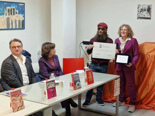 Un saggio inedito sulle cafone di Fontamara consegue il secondo posto nella seconda edizione del Premio Agrorinasce - Letteratura per il Sociale e la Legalità