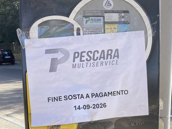 Una multa al Lago di Scanno per sosta in spazio riservato alle moto
