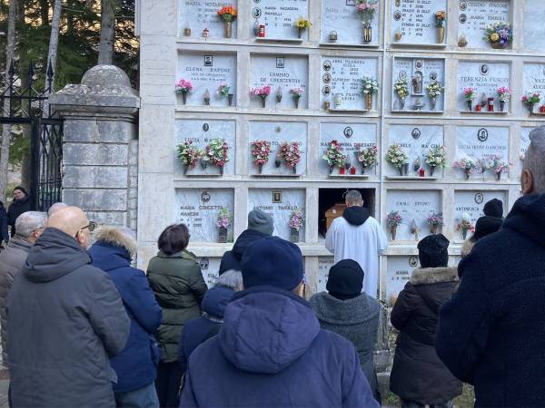 Si sono svolti ieri a Scanno i funerali del dott. Angelo Di Gennaro