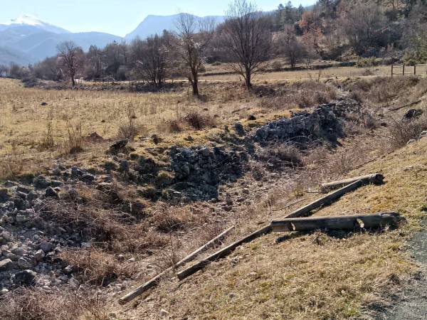 A proposito dell’arredo urbano ed extraurbano del territorio di Villalago