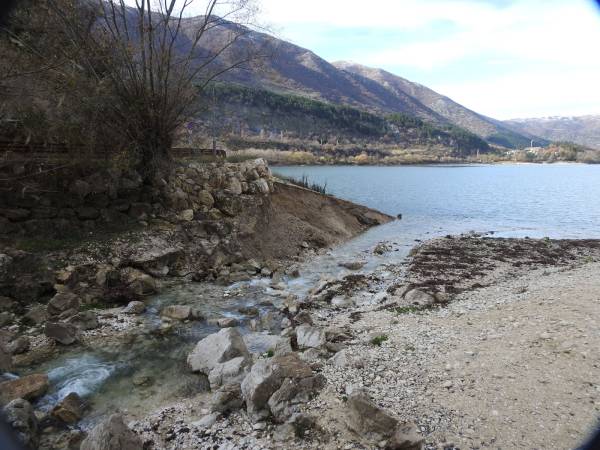 IL FIUME TASSO HA CAMBIATO CORSA NEL SUO ALVEO