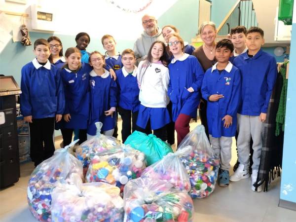 Ambiente e Scuole: Montesilvano si sfida a colpi di riciclo. I risultati della prima pesata di "Riciclosa" 