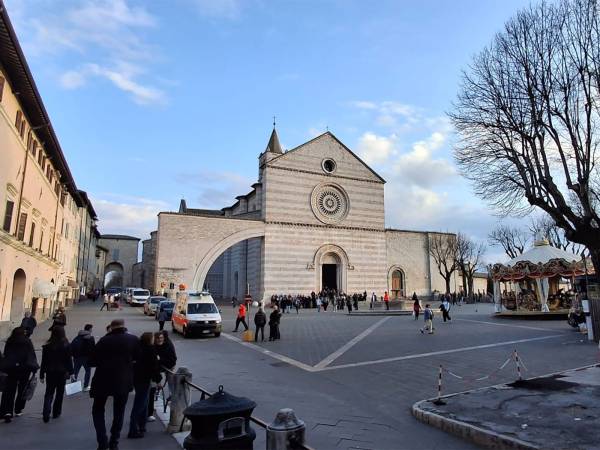 Pellegrinaggio ad Assisi della comunità parrocchiale di Scanno per l’ostensione delle sacre spoglie di San Francesco 