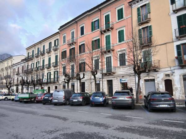   ALBERI VIOLENTATI: A SULMONA TUTTO COME PRIMA