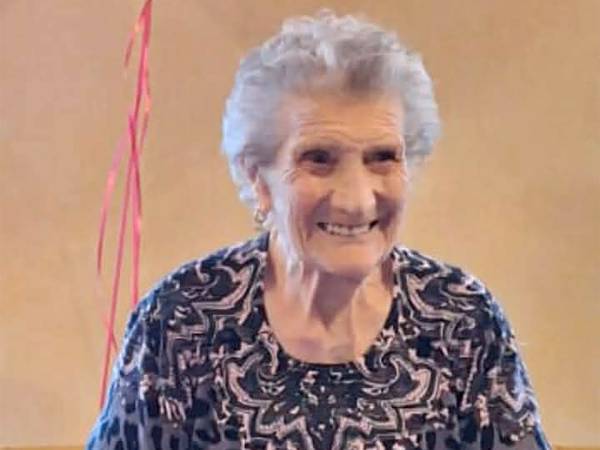 Auguri ad Angela Elena Iafolla per i suoi 90 anni