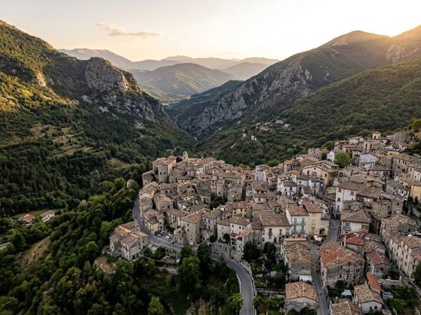 “Nuova classificazione comuni montani aggrava situazione, serve ribaltare l’approccio”