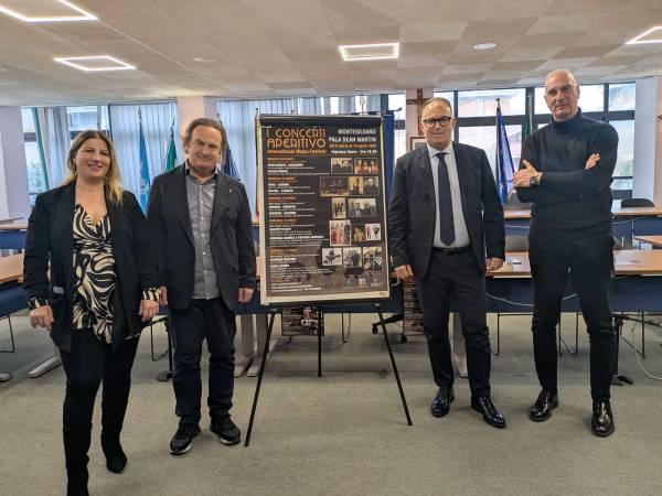 AL PALA DEAN MARTIN TORNANO “I CONCERTI APERITIVO”