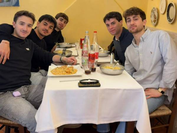 AUGURI A MATTIA Neodottore in Economia 