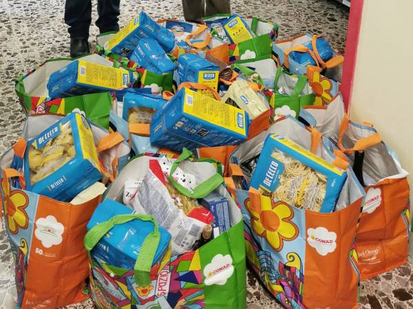 Spoltore, la solidarietà accende la Pasqua: consegnata la raccolta dello Spazio Sociale all'Emporio di Santa Teresa