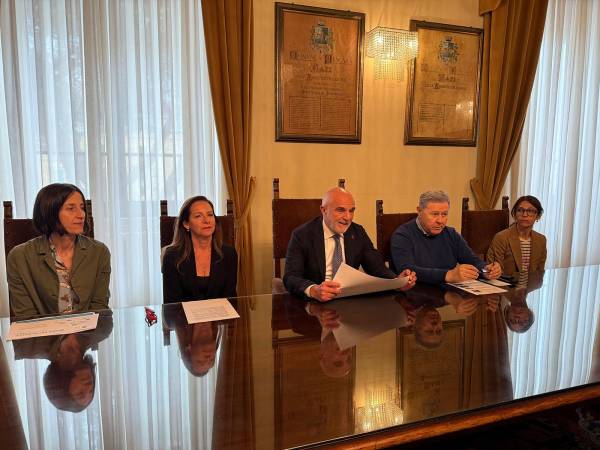 Bilancio partecipativo del Comune di Pescara, i cittadini firmano 21 idee progettuali per la città