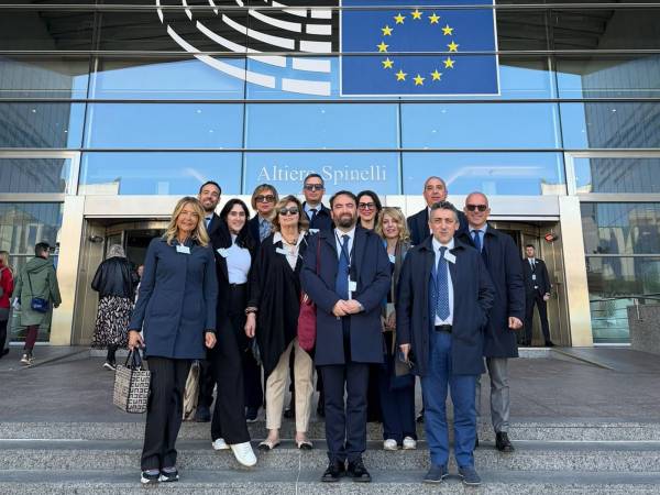 Il Cope porta "Unico Gran Sasso" al Parlamento Europeo 