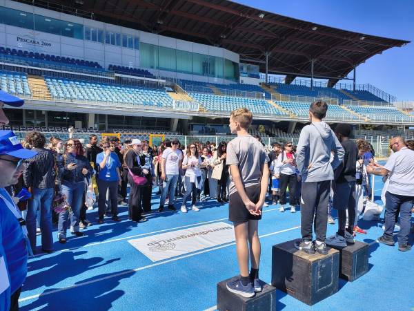 "In pista per l'autismo": in campo allo stadio di Pescara 600 studenti