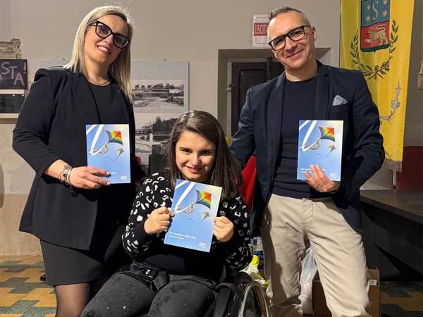 "Un sorriso alla vita": la forza della speranza nel nuovo volume di Giordano Romano
