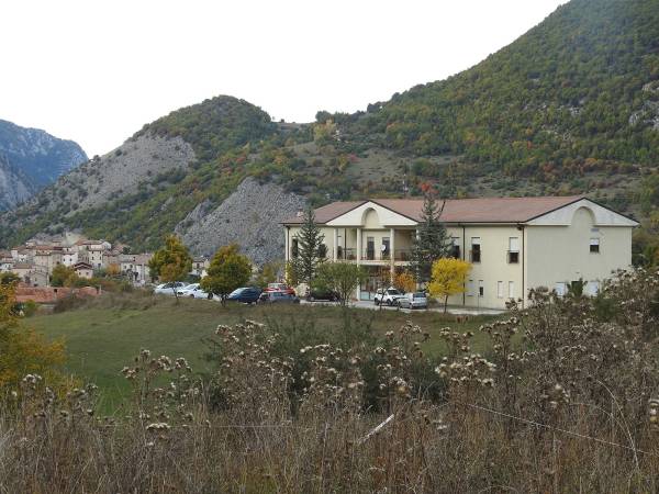 SUONA LA SVEGLIA AL SINDACO DI VILLALAGO SULLA RSA S. DOMENICO