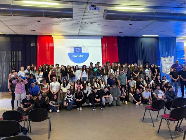 Pescara accoglie studenti bulgari per uno scambio scuola Erasmus+