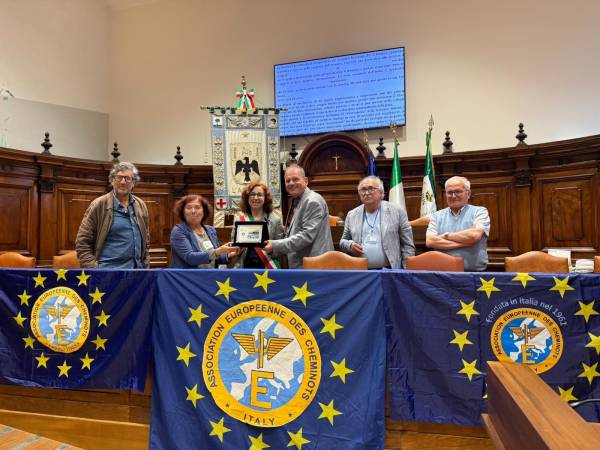 Consegnato al Sindaco dell’Aquila Pierluigi Biondi il Premio Ferroviario Europeo “Euroferr”