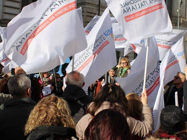 «Non solo la strage di cronisti, ma tanti i modi per uccidere la libertà di stampa»