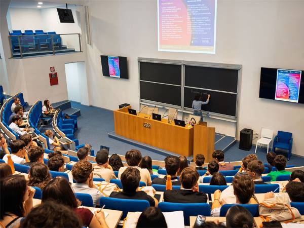 Al via “Stelle e Spazio”, il programma di orientamento del GSSI per le scuole superiori