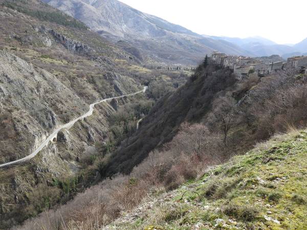 IN VALLE PELIGNA, VALLE DEL SAGITTARIO E ALTO SANGRO UN MILIONE DI EURO PER LA SICUREZZA DELLE STRADE