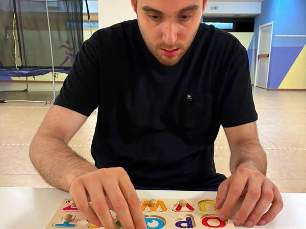 Nuclei Residenziali per l'Autismo: una regione che rimanda, famiglie che non possono più attendere