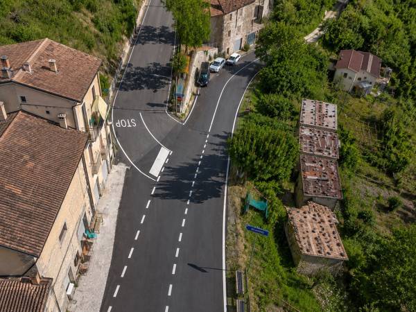 La nuova segnaletica all’ingresso sud di Scanno