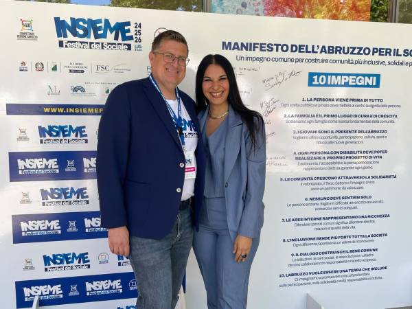  LA CONDUTTRICE E ATTRICE PAMELA D’AMICO AL FESTIVAL “INSIEME”