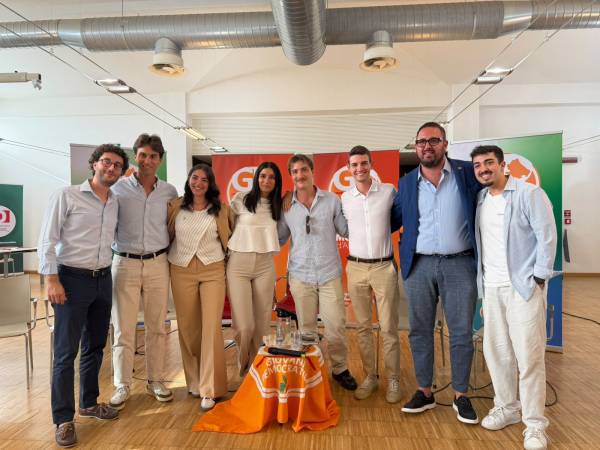 Congresso GD, Grande partecipazione ai primi dibattiti: al centro il futuro dei giovani e il ruolo delle organizzazioni giovanili