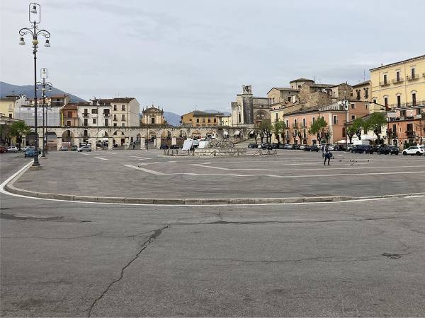 Domande senza risposta che finiscono inevitabilmente per alimentare dubbi