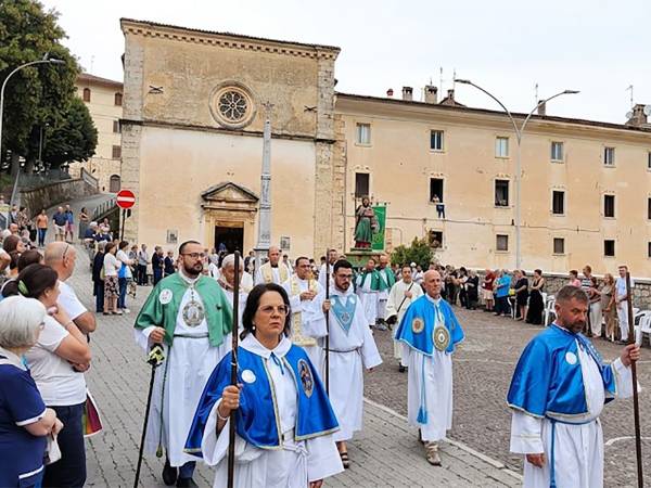 Scanno e Gallinaro uniti nel segno di San Gerardo: a quarant'anni dal Gemellaggio, una festa solenne di fede e fratellanza