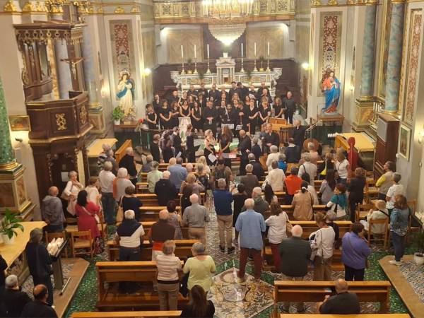 Scanno: successo di pubblico e critica per il concerto vivaldese nella Chiesa di Sant’Antonio