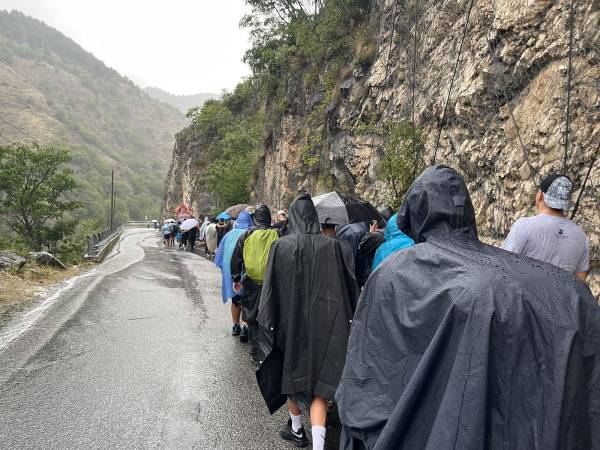 UN ABBRACCIO FRATERNO TRA FORNELLI E VILLALAGO
