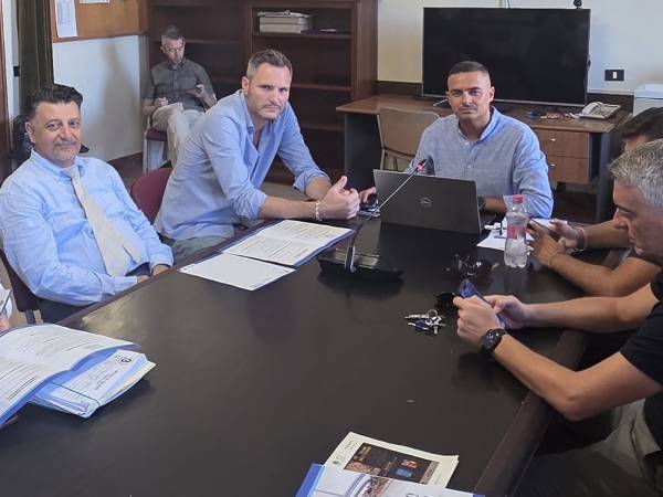 SALUTE VISIVA, CONTROLLI GRATUITI NELLE SCUOLE DI PESCARA CON IL PROGETTO “GUARDIAMO AL FUTURO”