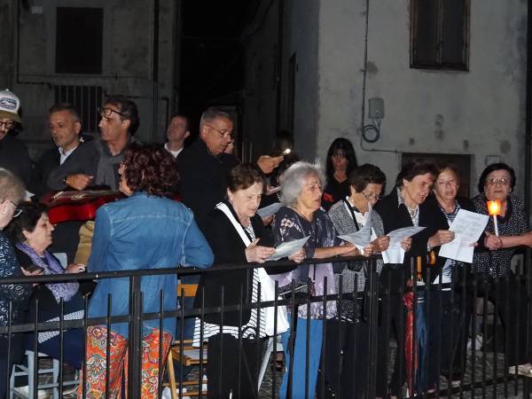 A VILLALAGO UNA SUGGESTIVA FIACCOLATA PER LA FESTA DELLA MADONNA ADDOLORATA
