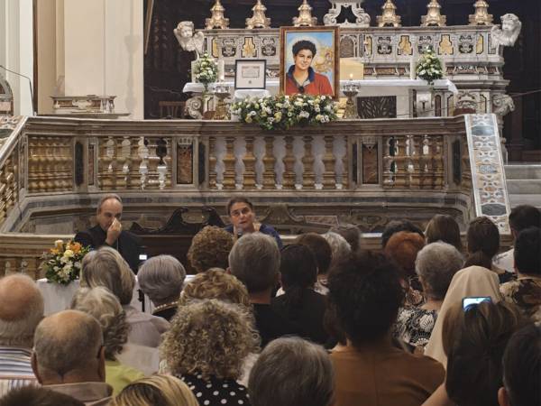 «A TU PER TU CON LA SANTITÀ»: LA TESTIMONIANZA DI ANTONIA SALZANO