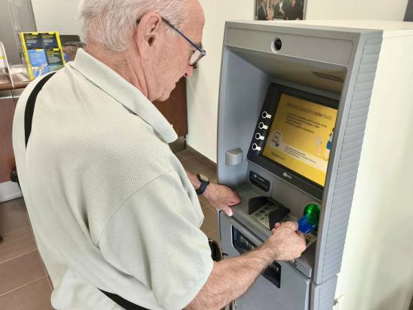 POSTE ITALIANE: IN PROVINCIA DELL’AQUILA PENSIONATI SEMPRE PIÙ “SMART”