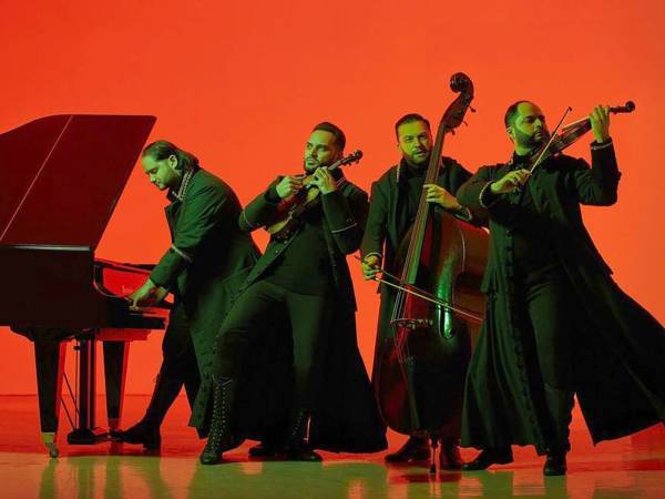 Pescara liberty Festival, stasera in Piazza Sacro Cuore la musica travolgente dello Jánoška Ensemble